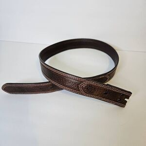 Ariat brown leather no buckle belt, brown, western. 34.